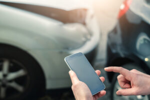 Mobile phone help calling after San Jose car accidents
